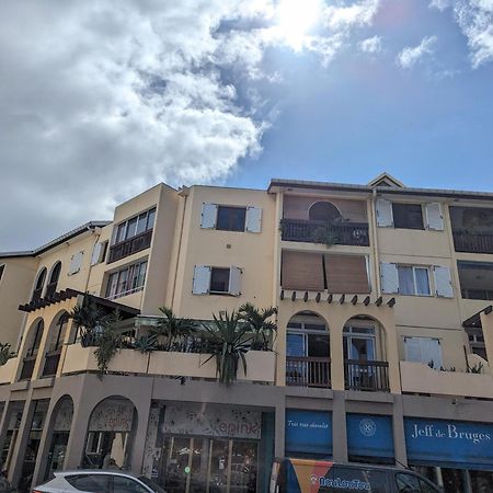 Cap Saint Gilles - T3 Vue Sur Le Port Apartment Bagian luar foto