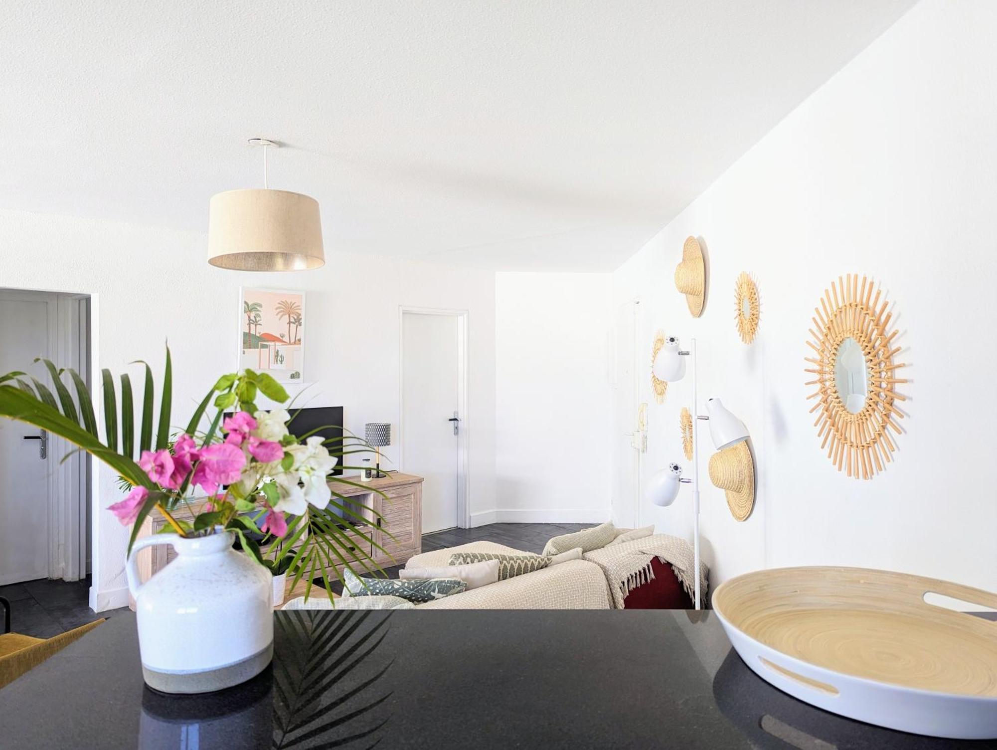 Cap Saint Gilles - T3 Vue Sur Le Port Apartment Bagian luar foto