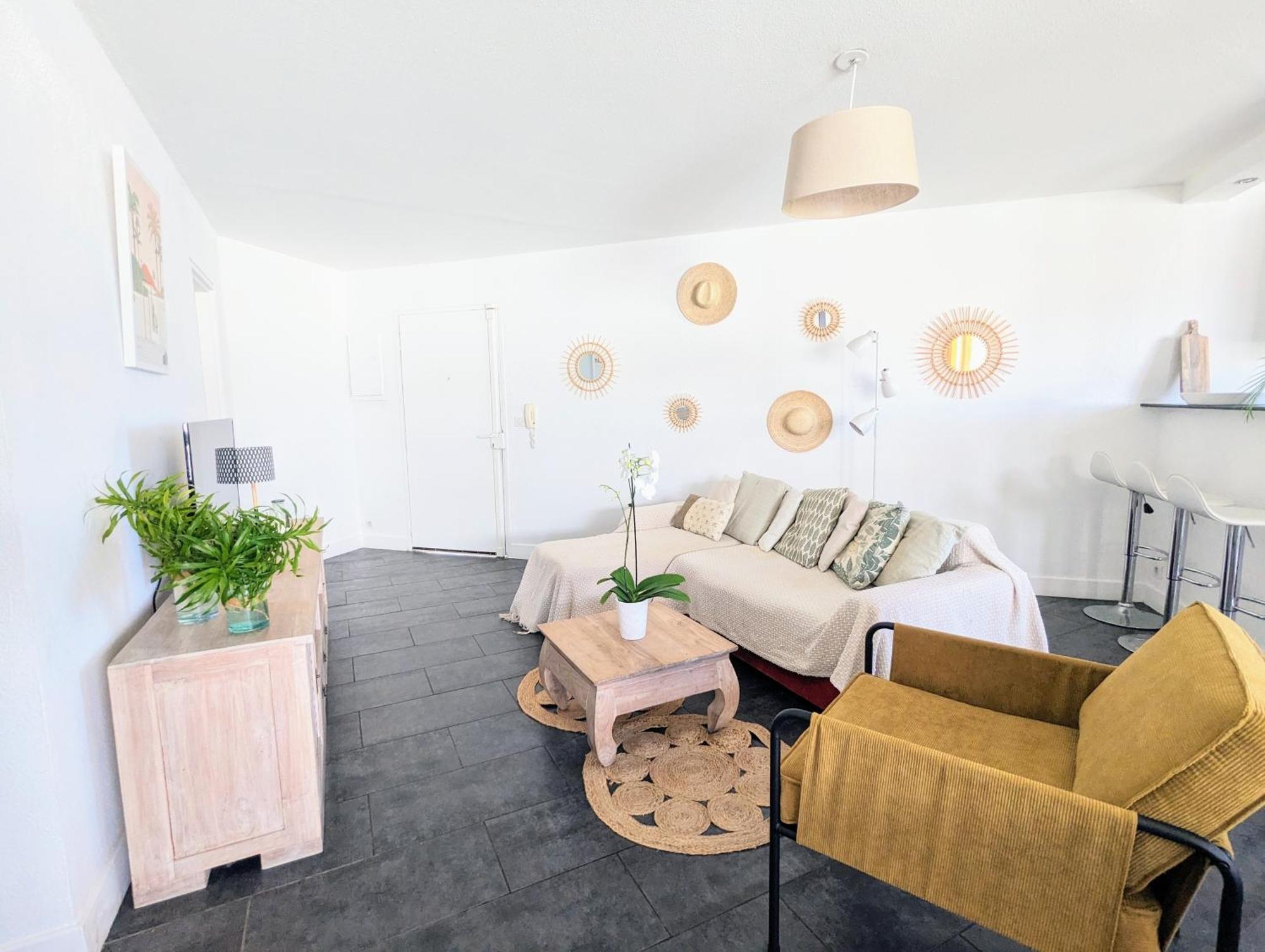 Cap Saint Gilles - T3 Vue Sur Le Port Apartment Bagian luar foto