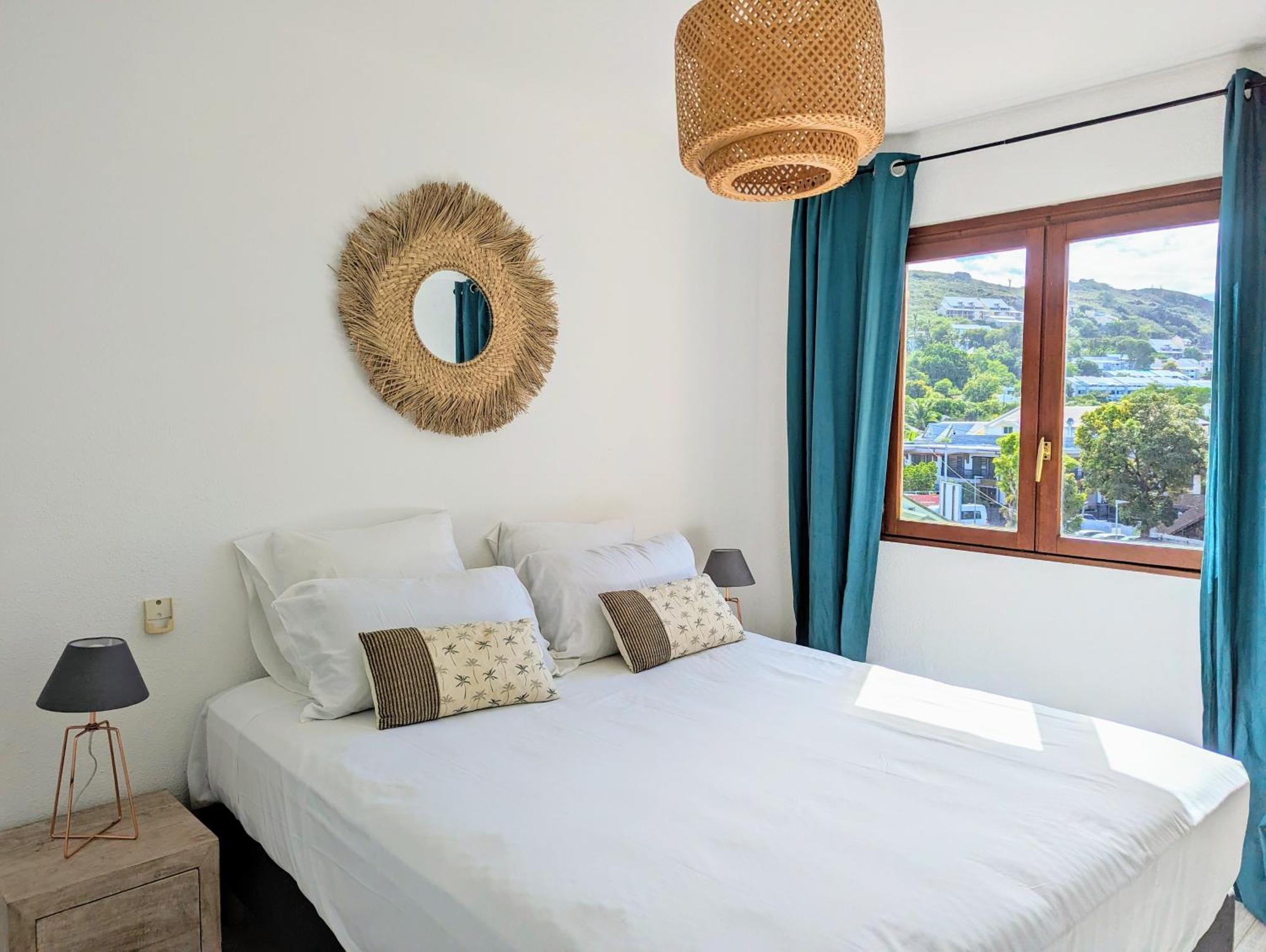 Cap Saint Gilles - T3 Vue Sur Le Port Apartment Bagian luar foto