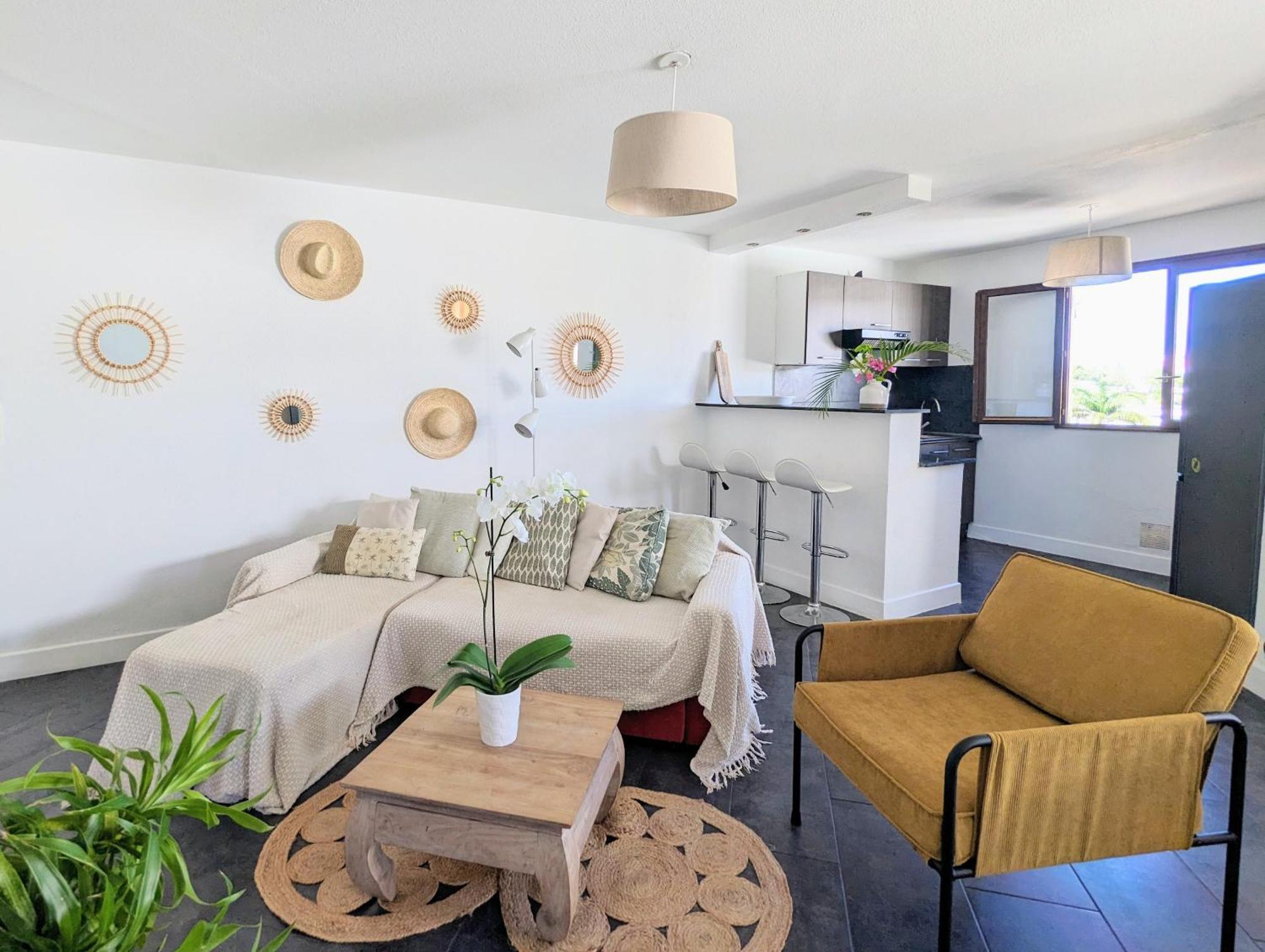 Cap Saint Gilles - T3 Vue Sur Le Port Apartment Bagian luar foto